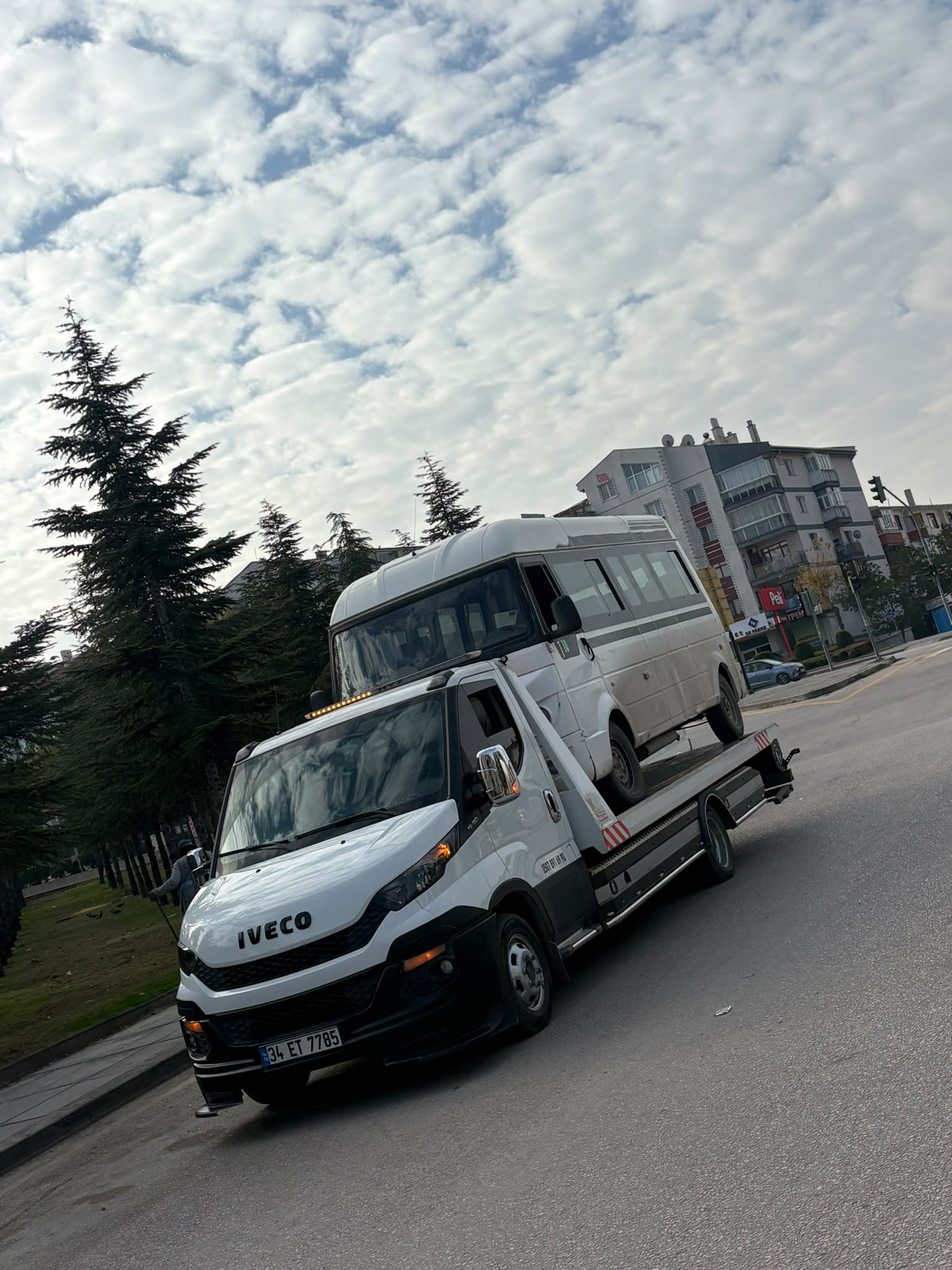 Eryaman çekici Enbu Oto Kurtarma Ankara araç çekme hizmeti